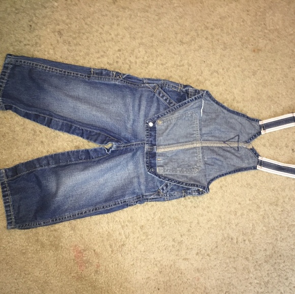 Overall - Picture 3 of 4